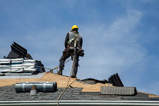 Professional Emergency Roof Repair technician working in Aurora, OH